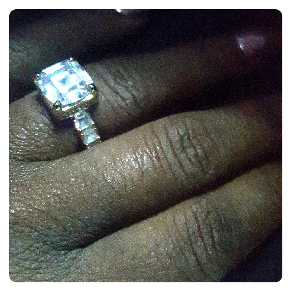 Gold pt engagement ring